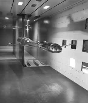 飞机模型飞行试验，探索飞行的起点之旅